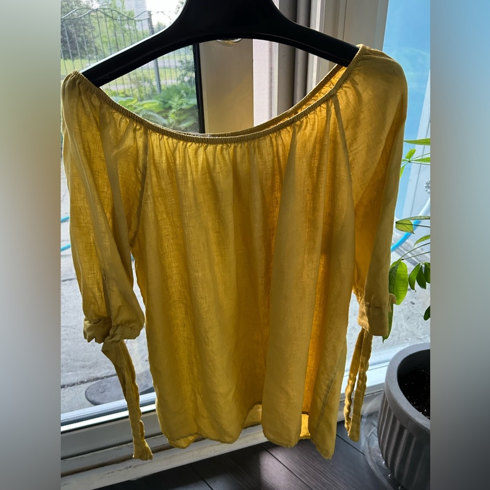 Mustard yellow  Off-Shoulder Women's Linen  Top true to size